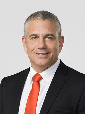 ינון מגל